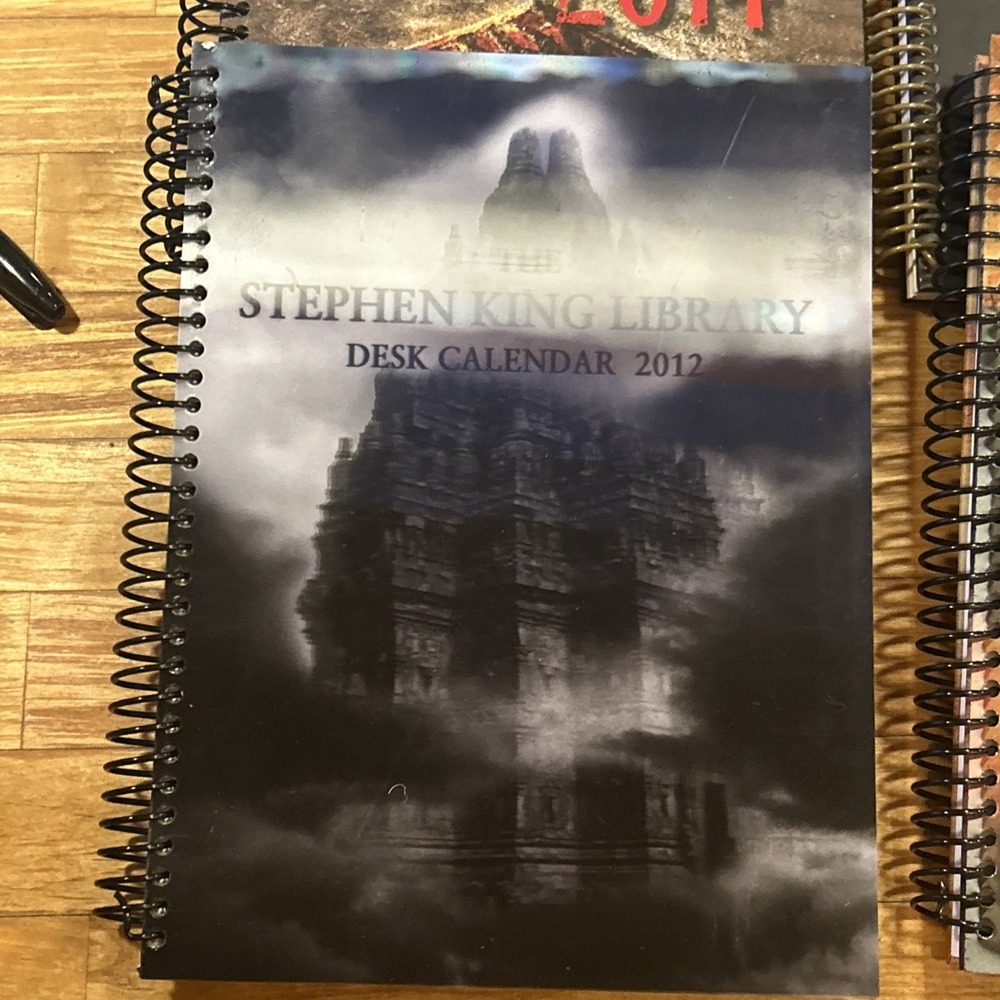 Lot of 8 Stephen King Library Desk Calendars 2007-2014 Hologram, Short Story - Picture 4 of 9